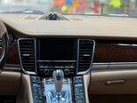 Porsche Panamera 4S-7