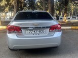 Chevrolet Cruze-10