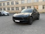 Porsche Macan-2