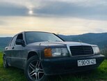 Mercedes 190-1