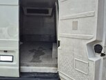 Ford Transit-11