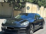 Porsche Panamera 4S Executive-1