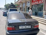 BMW 323-4