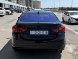Hyundai Elantra-2
