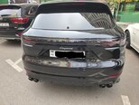 Porsche Cayenne-2