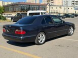 Mercedes E 240-6