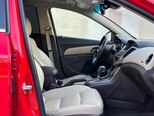 Chevrolet Cruze-16