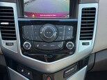 Chevrolet Cruze-21