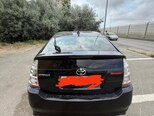 Toyota Prius-4