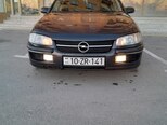 Opel Omega-1