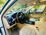 Volkswagen Touareg-5