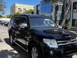 Mitsubishi Pajero-3