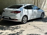 Hyundai Elantra-3