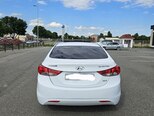 Hyundai Elantra-5