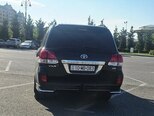 Toyota Land Cruiser-4