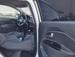 Kia Rio-17