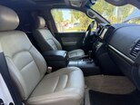 Toyota Land Cruiser-8