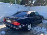 Mercedes E 230-8