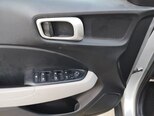 Hyundai Venue-14