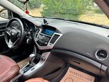 Chevrolet Cruze-11