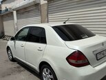 Nissan Tiida-6