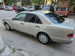 Mercedes E 280-2