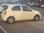 Nissan March-16