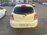 Nissan March-5