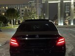 Mercedes E 300-2