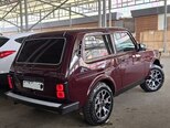 LADA (VAZ) Niva-8