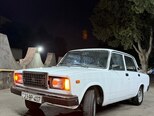 LADA (VAZ) 2107-2