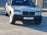 Mercedes 190-1