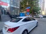 Hyundai Accent-7