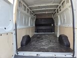 Ford Transit-7
