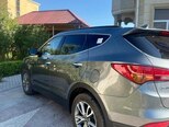 Hyundai Santa Fe-12