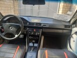 Mercedes 200 D-9