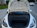 Tesla Model 3-10