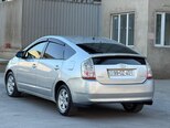 Toyota Prius-7