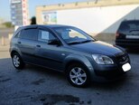 Kia Rio-5
