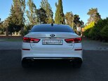 Kia Optima-4