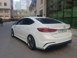 Hyundai Elantra-4
