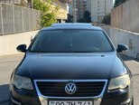 Volkswagen Passat-1