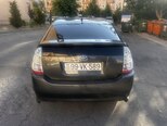 Toyota Prius-4