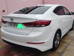 Hyundai Elantra-3