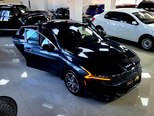 Kia K5-14