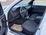 Mercedes E 240-11