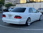 Mercedes E 240-6