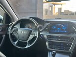 Hyundai Sonata-8