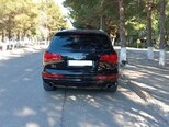 Audi Q7-2