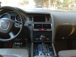 Audi Q7-6